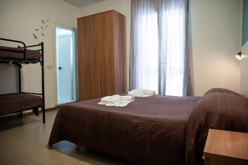 Hotel Veladoro 29/68