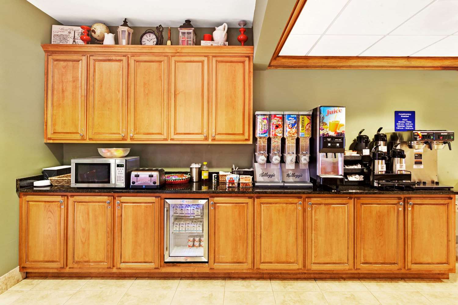 Microtel Inn & Suites by Wyndham Woodstock/Atlanta North 10/37