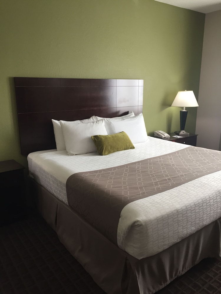 Best Western Plus Havre Inn & Suites 22/57