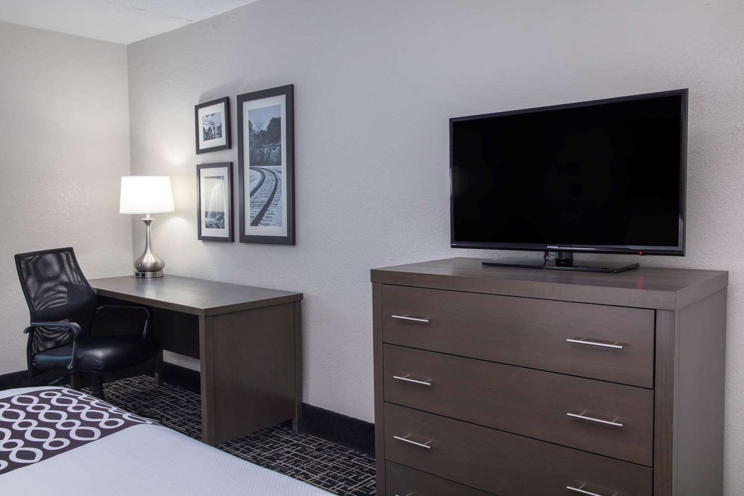 La Quinta Inn & Suites by Wyndham Chattanooga - East Ridge 19/24