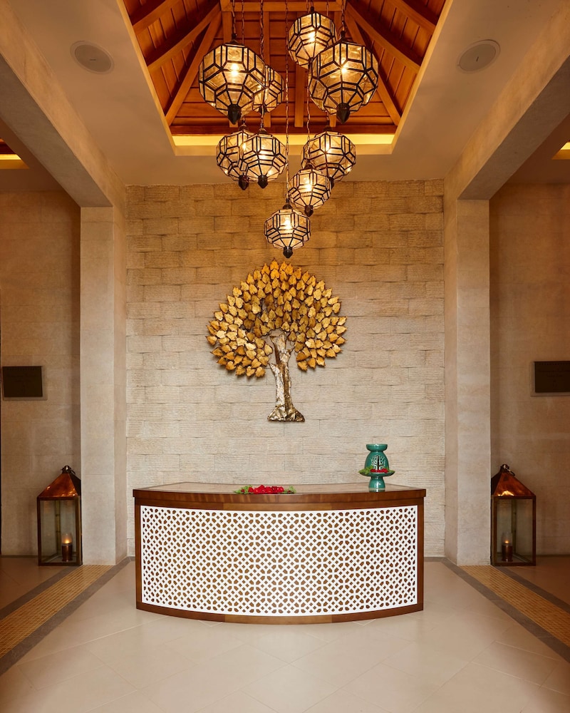 Banyan Tree Tamouda Bay 16/87