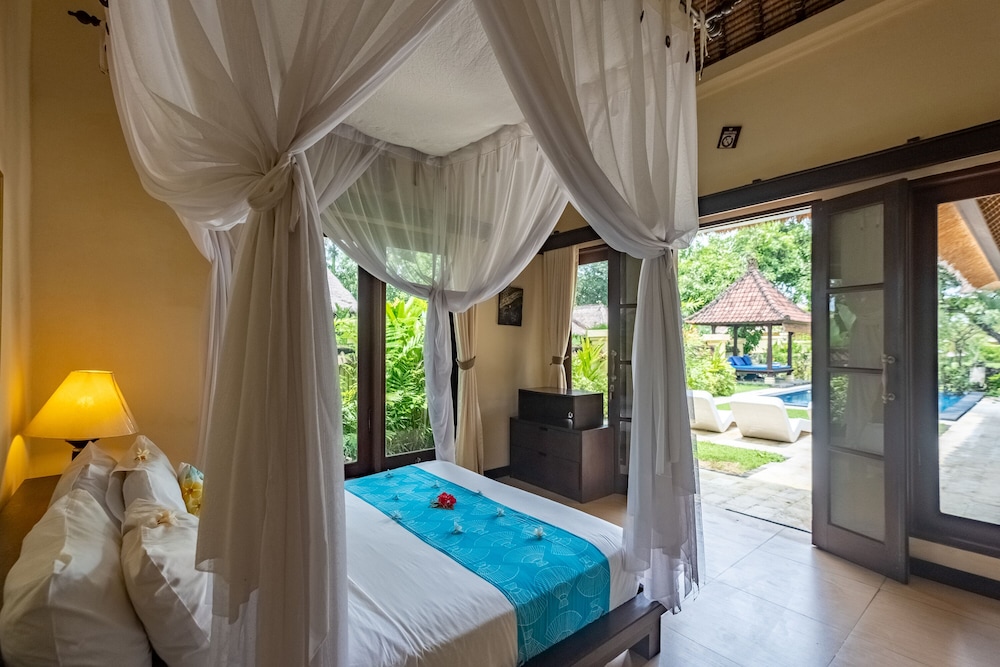 Anggrek, Villa, Garden View