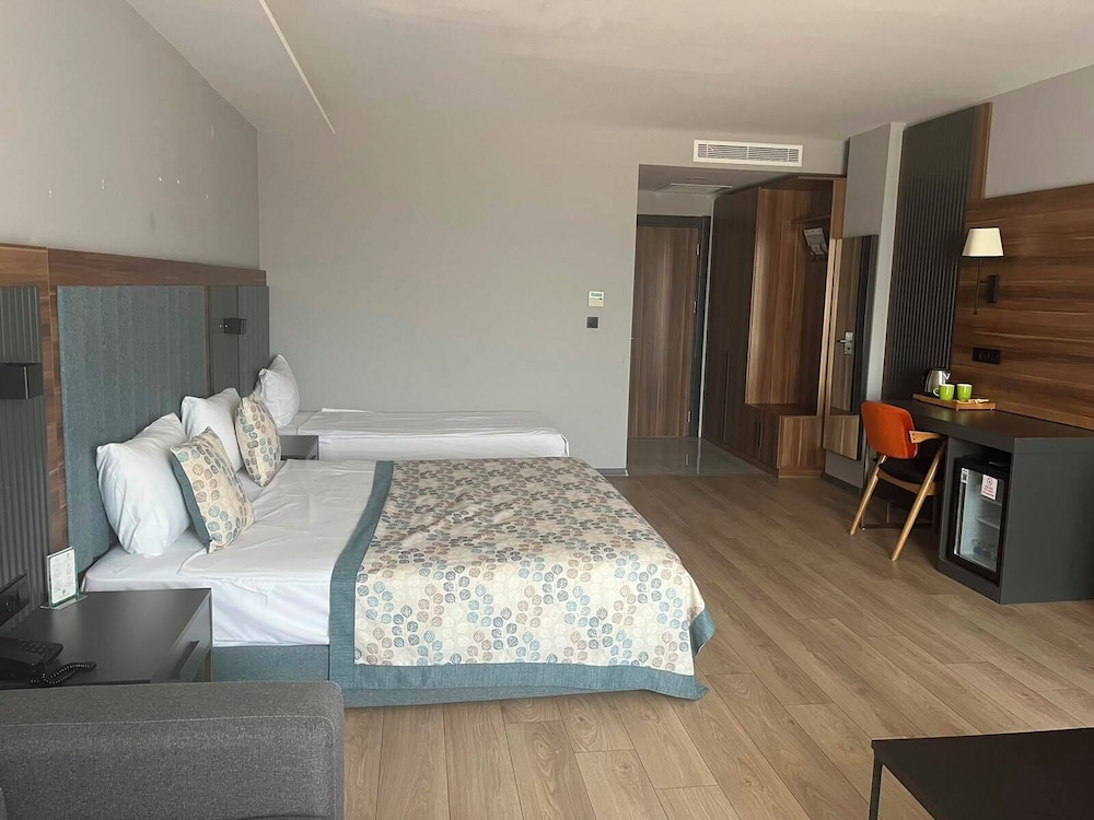 Incipark Hotel 13/48