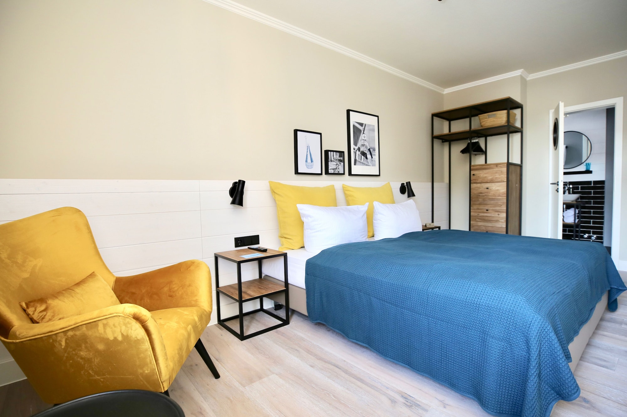 COMFORT, DOUBLE BED