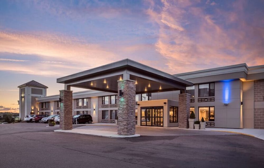 Holiday Inn Express Charlottetown 1/61