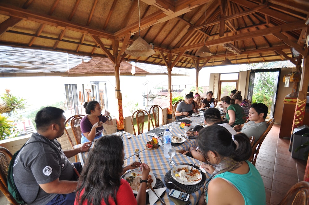 Meme Surung Homestay 48/66
