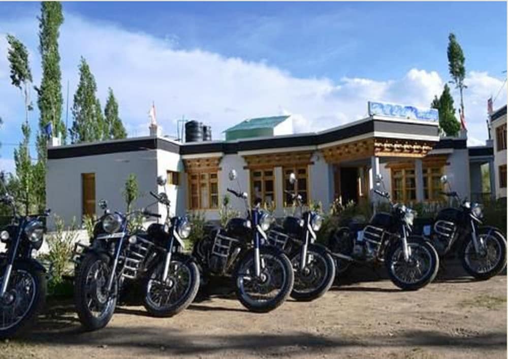 Hotel Ladakh Heaven 9/35