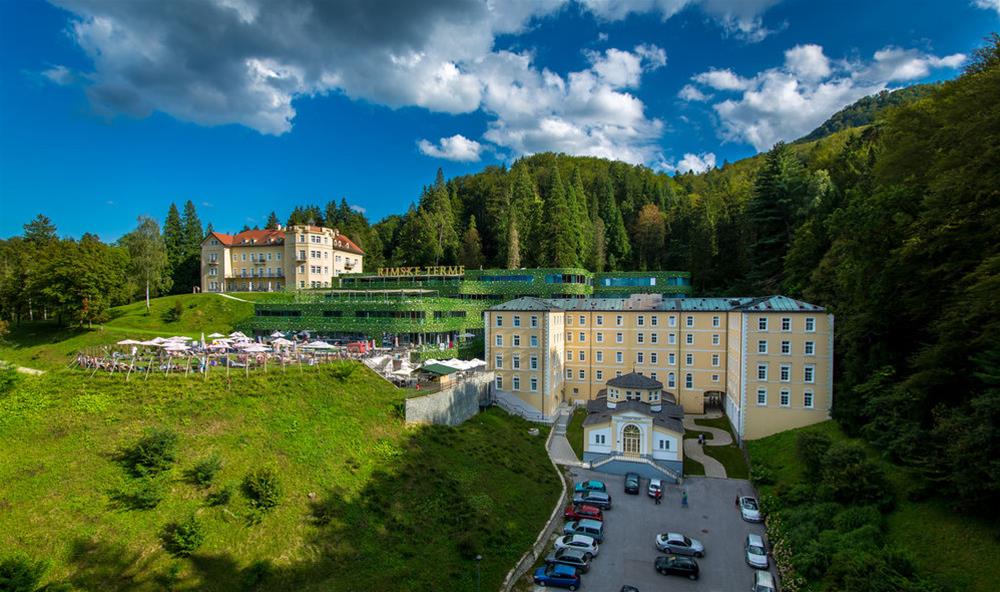Zdraviliski Dvor Adults only +14 61/62