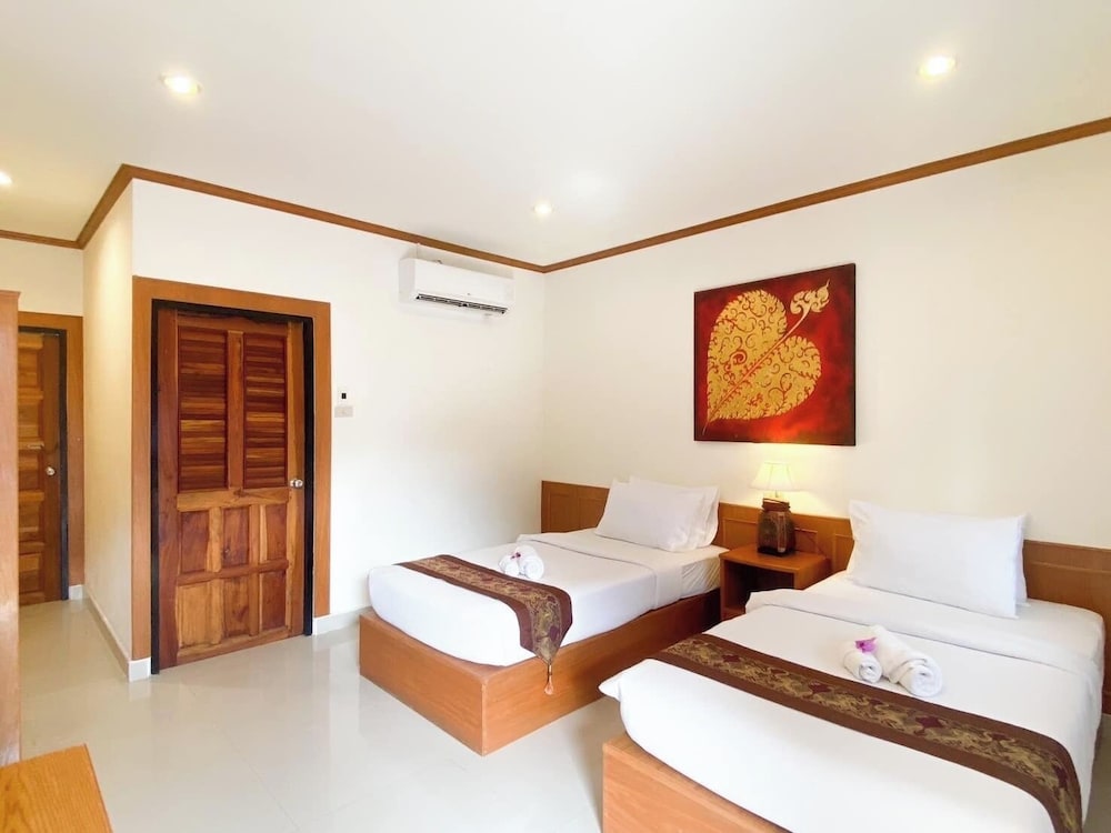 SUPERIOR, TWIN BEDS