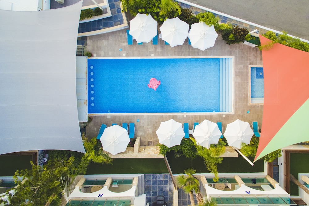 Latchi Escape Hotel and Suites 13/64