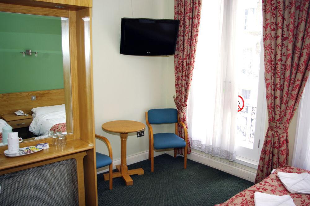 Westbury Hotel 46/57