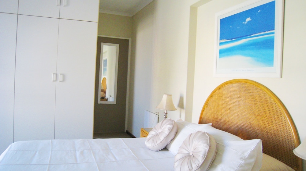 Blouberg Dolphin Inn 32/72