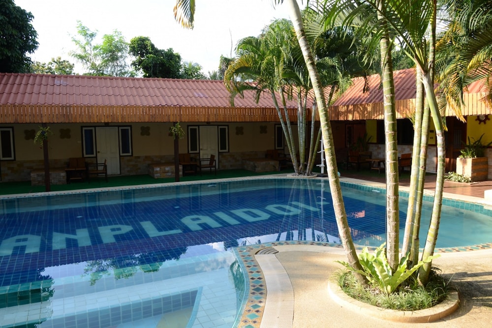 Baanplaidoi Resort 58/61