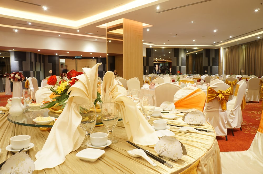 Sabah Oriental Hotel 52/69