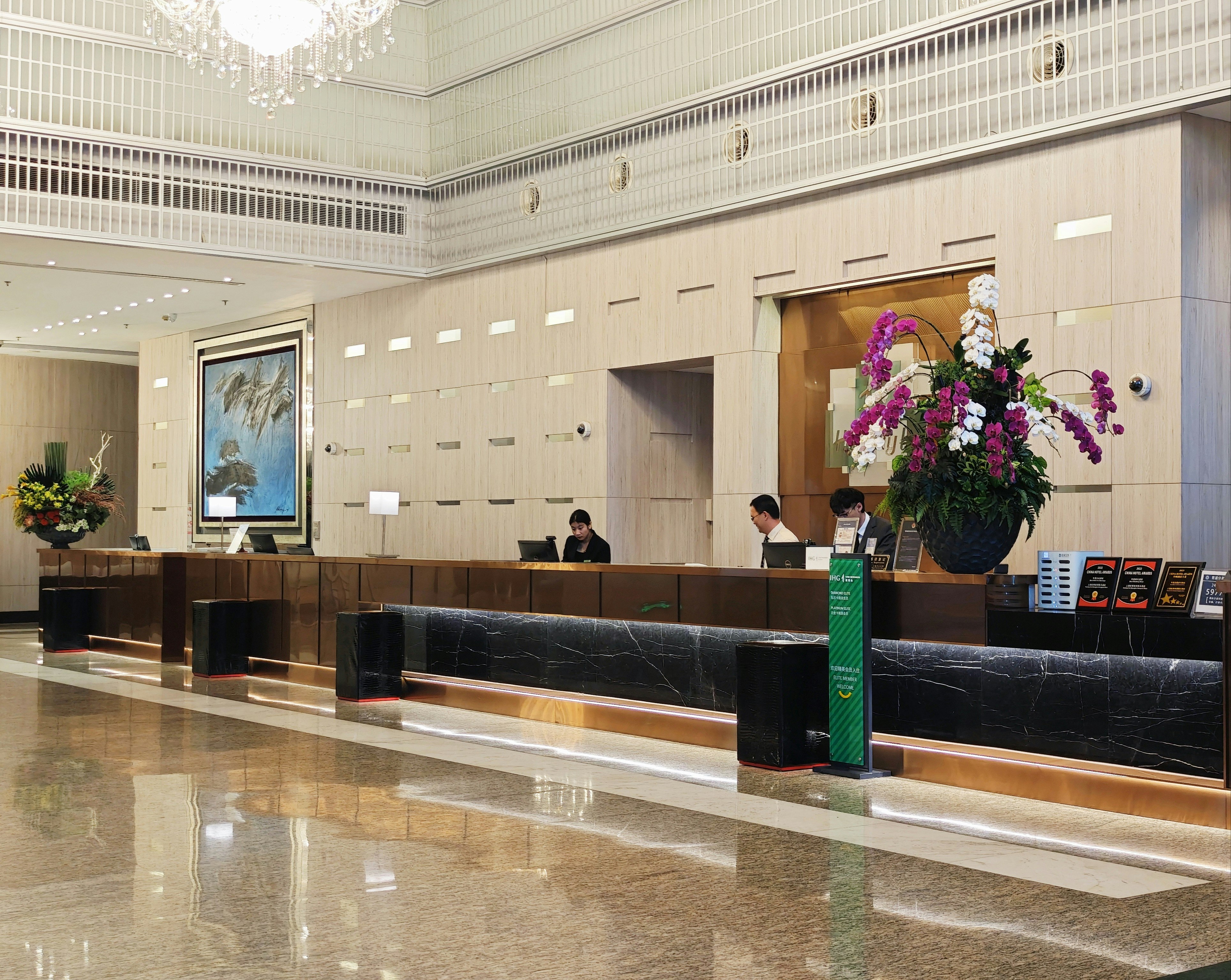 Holiday Inn Shanghai Hongqiao West An Ihg Hotel 7/50