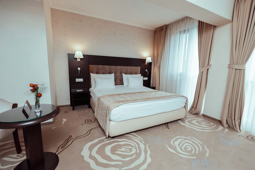 Grand Hotel Coroana 22/55