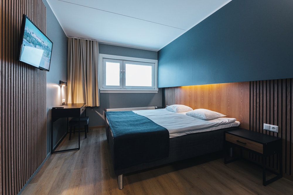 STANDARD, DOUBLE BED