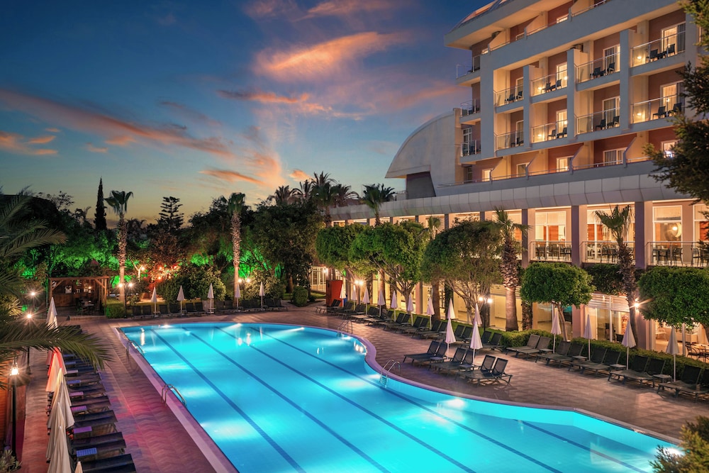 Telatiye Resort Hotel 64/64