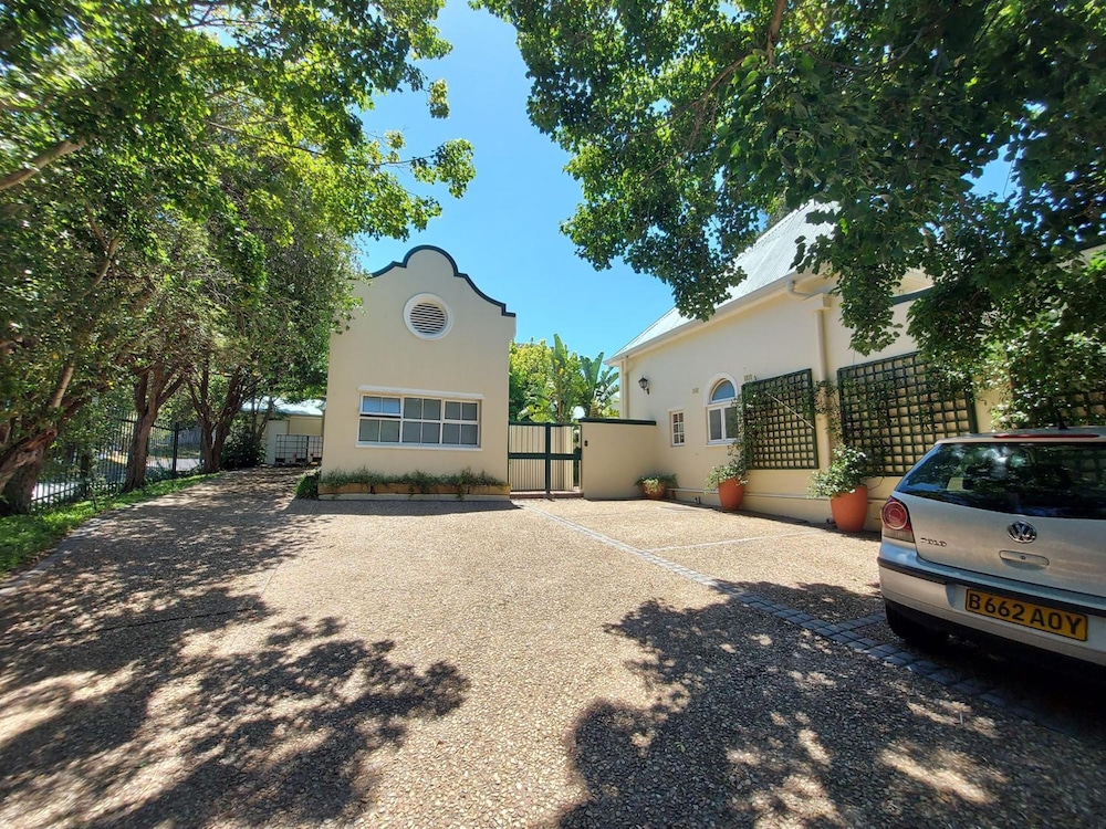 Newlands Guest House 22/39