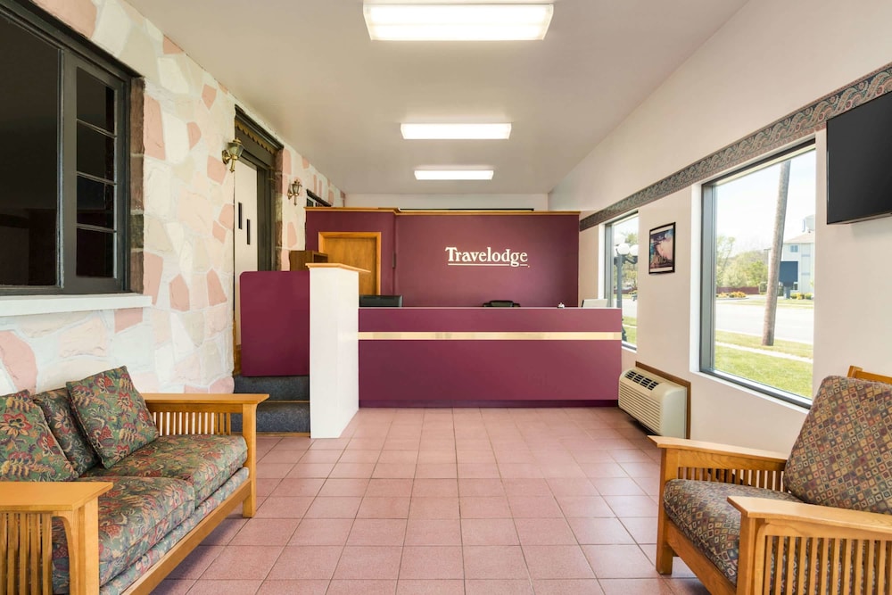 Travelodge by Wyndham Niagara Falls photo2