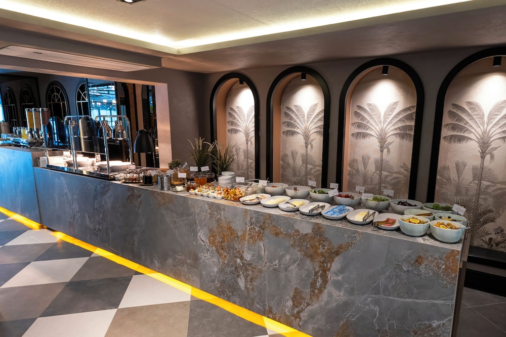 The New Hotel Zeybek 40/74