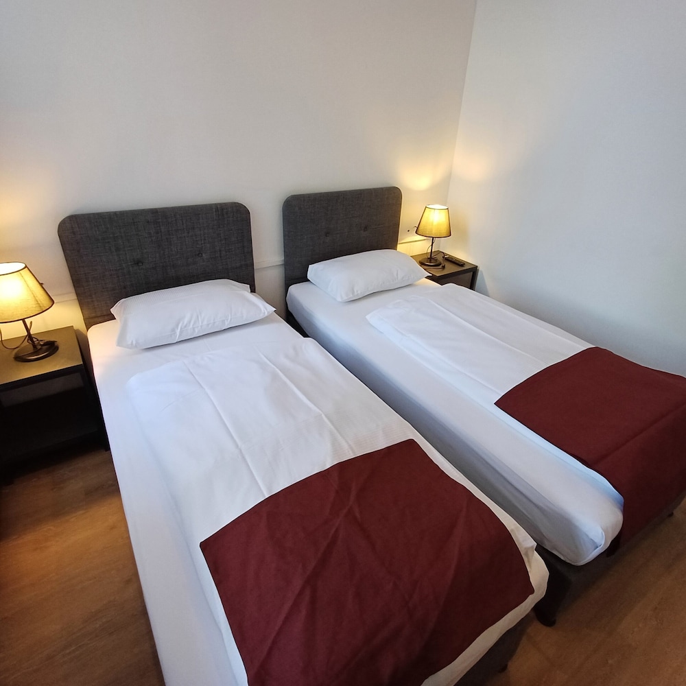 Trip Inn Hotel Dusseldorf Neuss 12/50