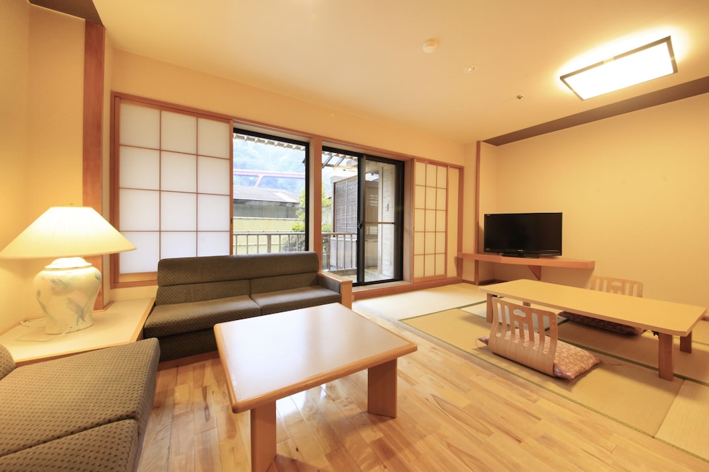 Hotel Okada 31/48