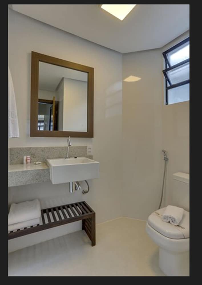 Hotel Sete Ilhas 48/50