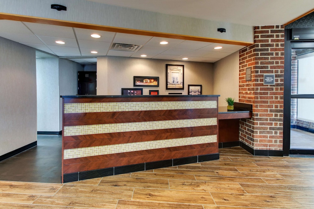 Drury Inn and Suites Poplar Bluff 3/48