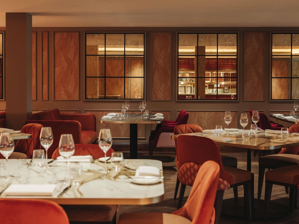 Fairmont Cheshire The Mere 33/49