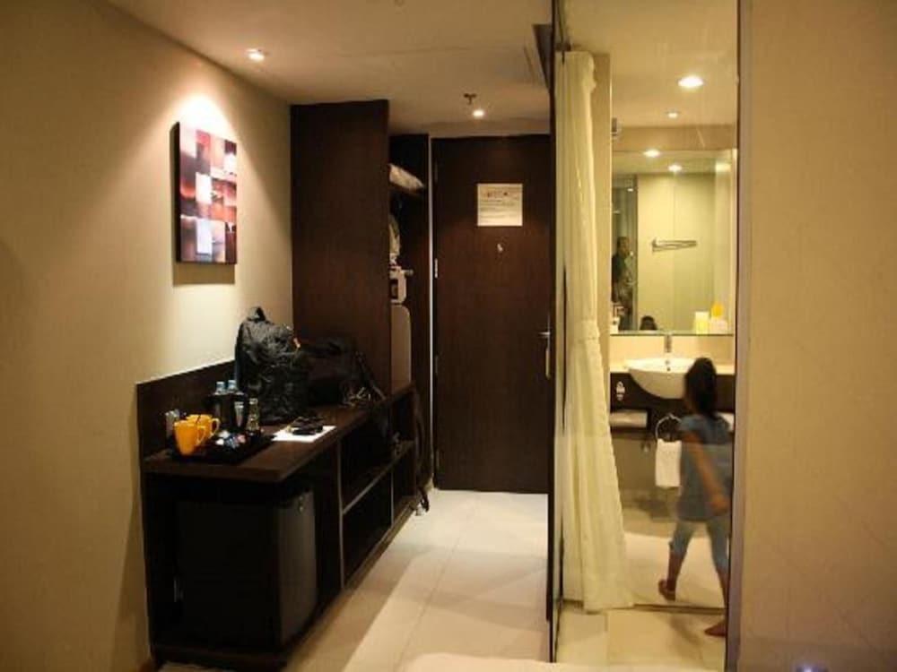 Keys Hotel Hosur Road 38/38