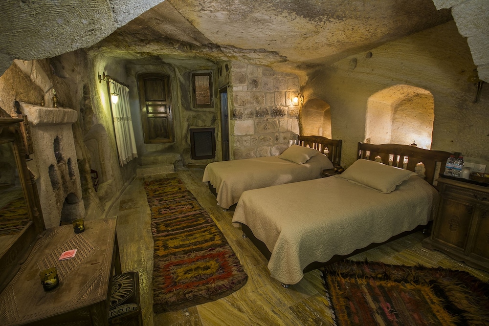 Assiana Cave House 10/50