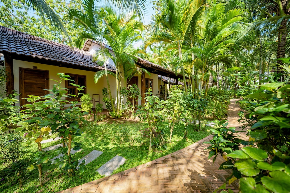 La Mer Resort 5/66