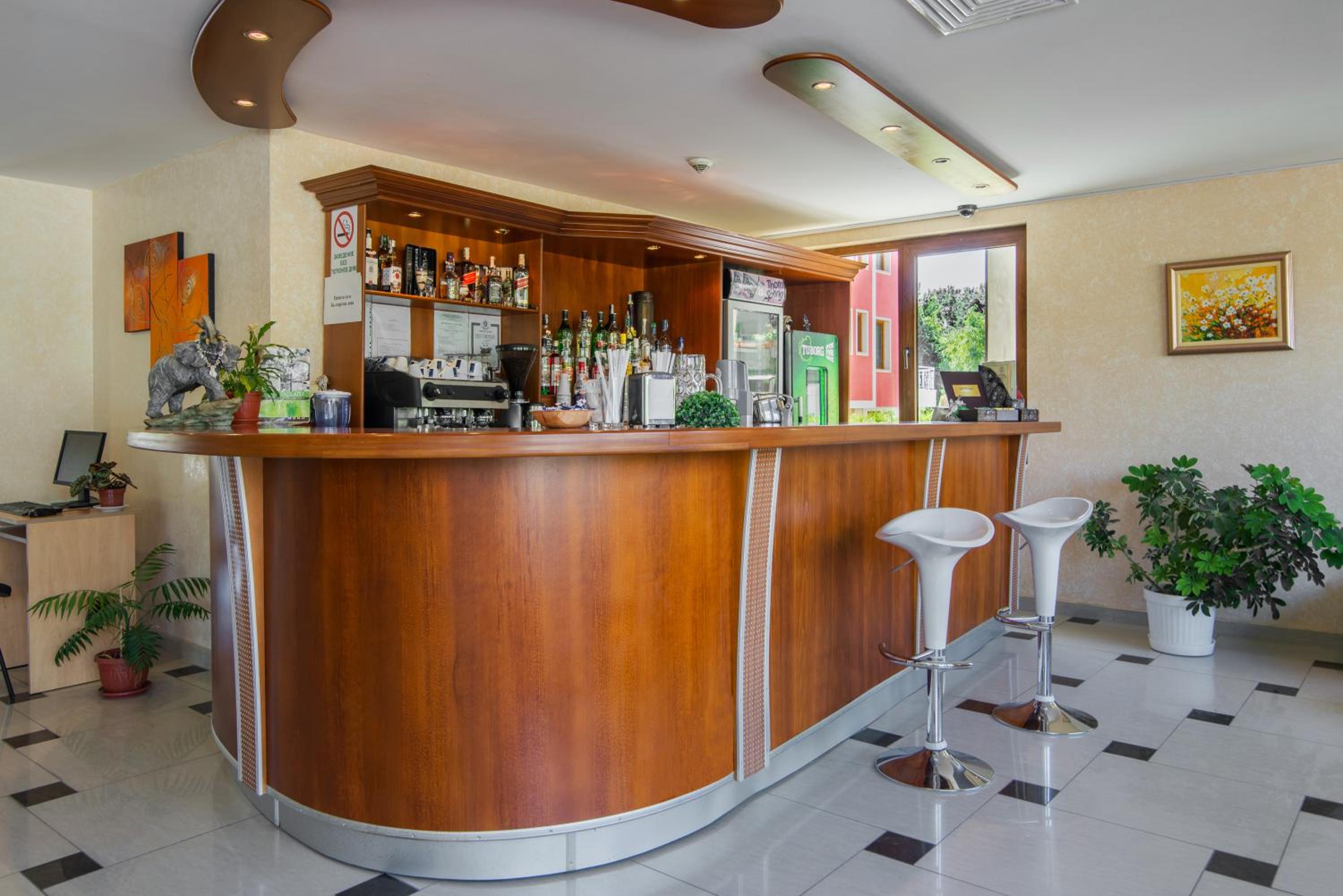 Atlant Hotel 8/50