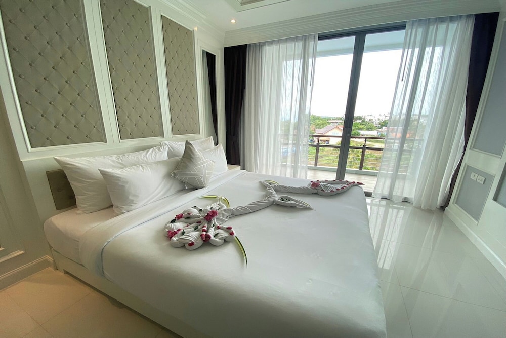 Aqua Resort Phuket 21/70