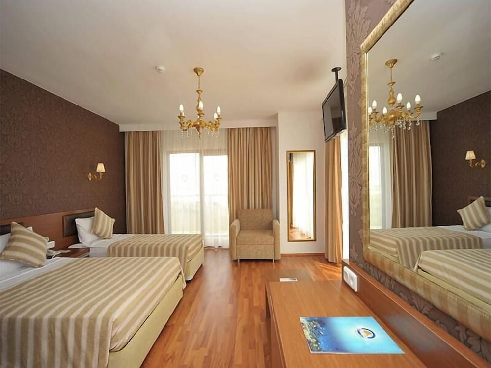 Eftalia Aqua Resort Hotel 7/26