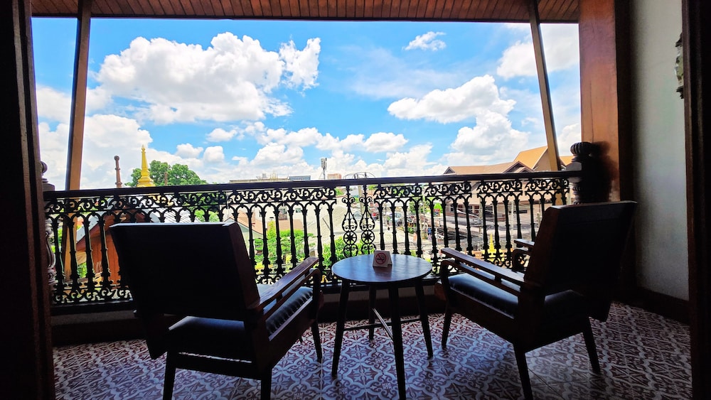Sunday Villa Sirilanna Hotel 48/62