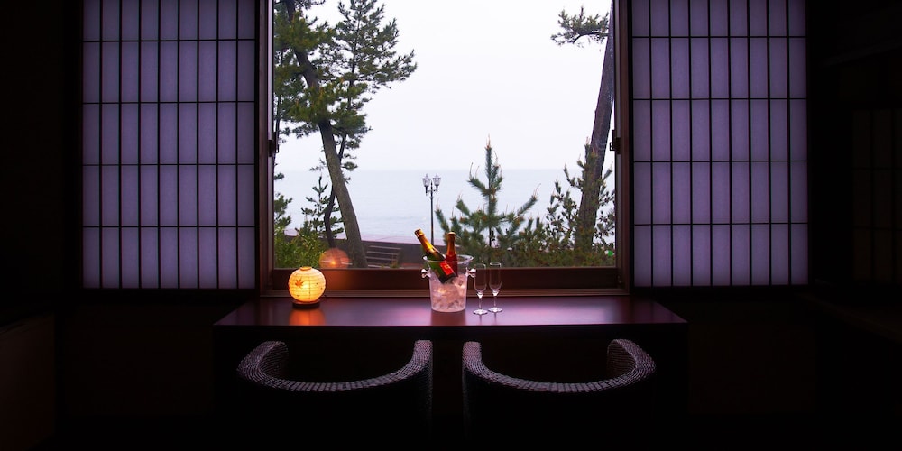 Hamachiyokan 2/50