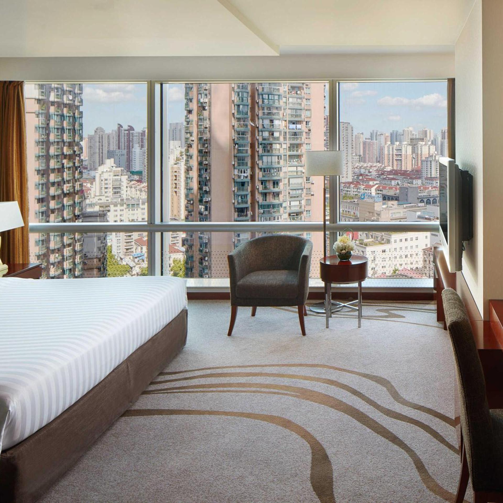 غرفة تنفيذية بسرير كينج، Pullman Shanghai Central 4/7
