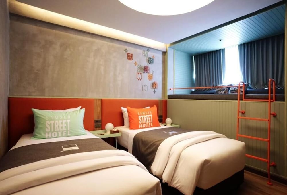 Samsen Street Hotel 14/44