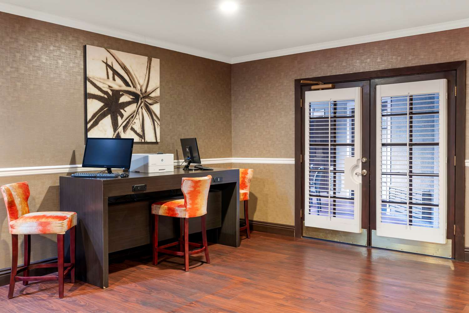 Best Western Plus Brookside Inn 46/62