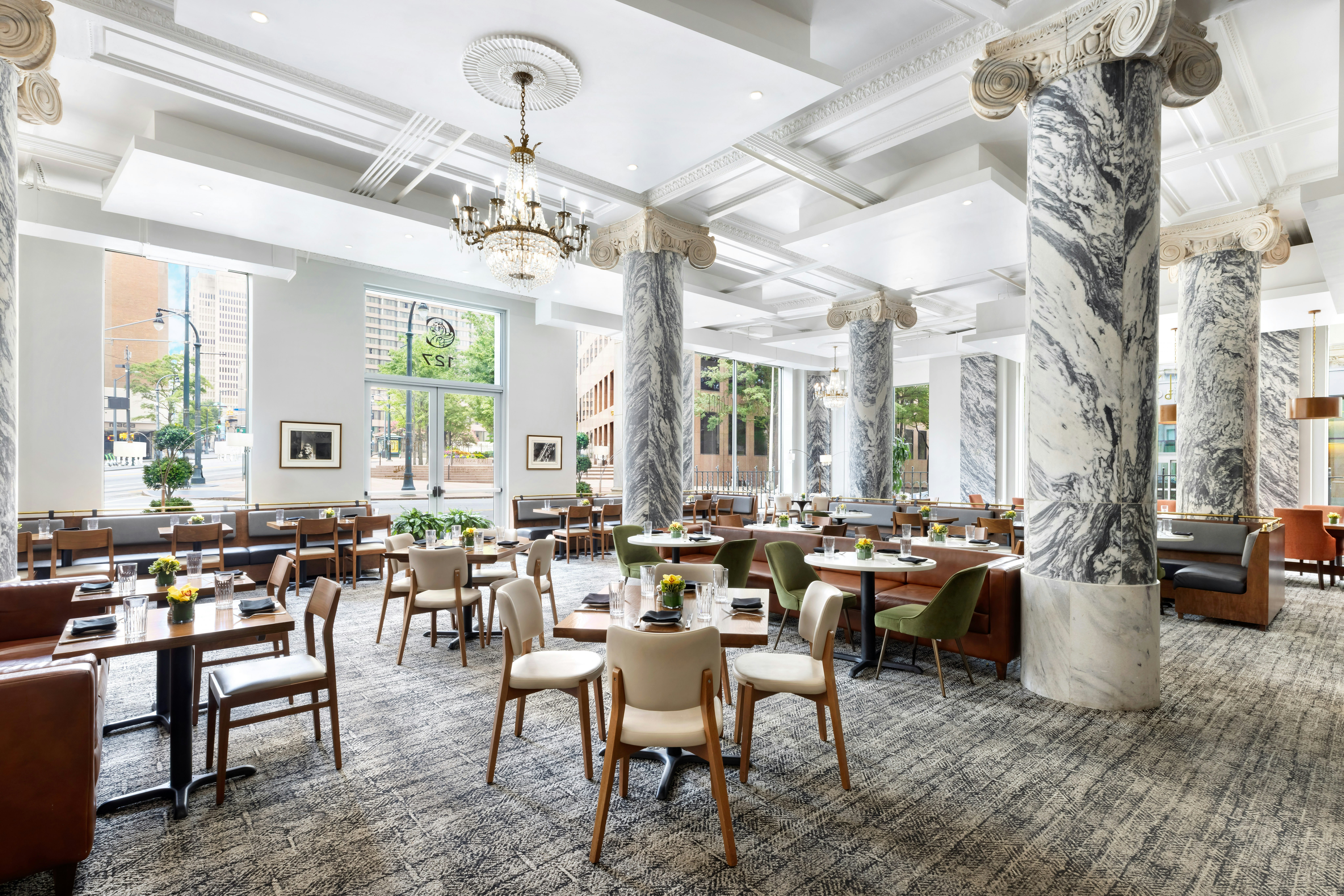 The Candler Hotel Atlanta Curio Collection by Hilton 38/55
