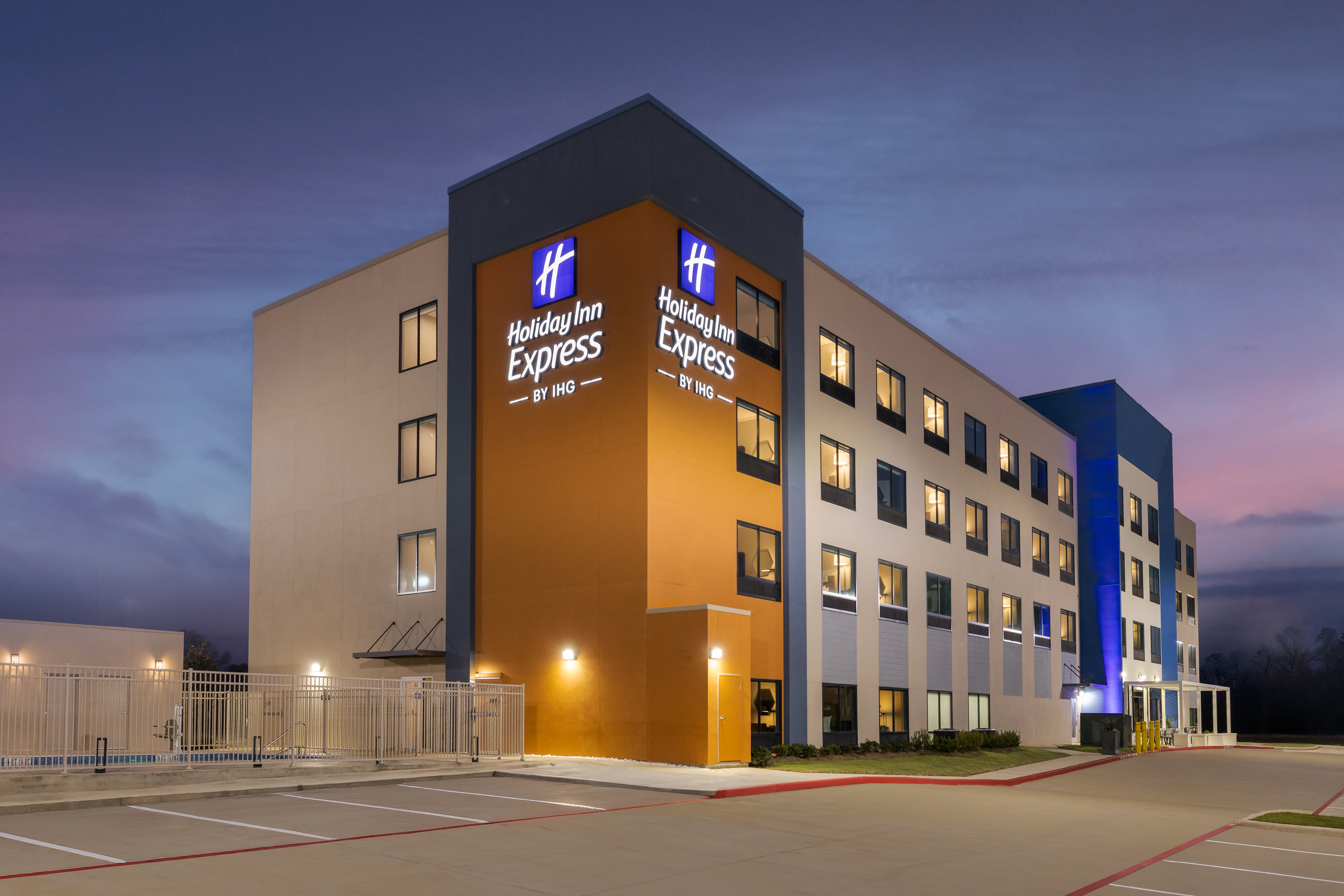 Holiday Inn Express & Suites Nacogdoches Southwest by IHG 3/49