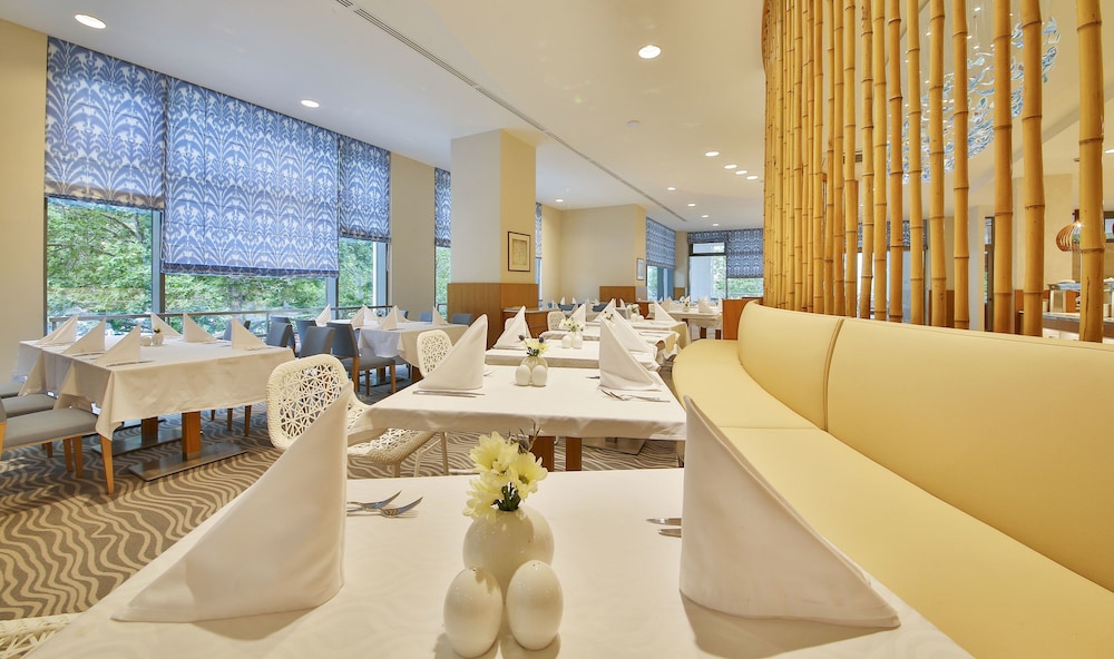 Maritim Hotel Paradise Blue Albena 44/54