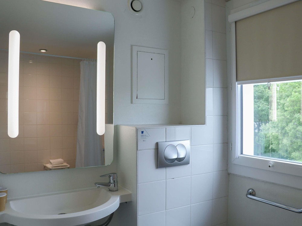 ibis budget Montpellier Sud Pres d Arenes 70/71