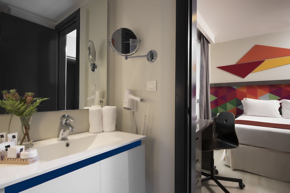 Novus Plaza Hodelpa 44/46