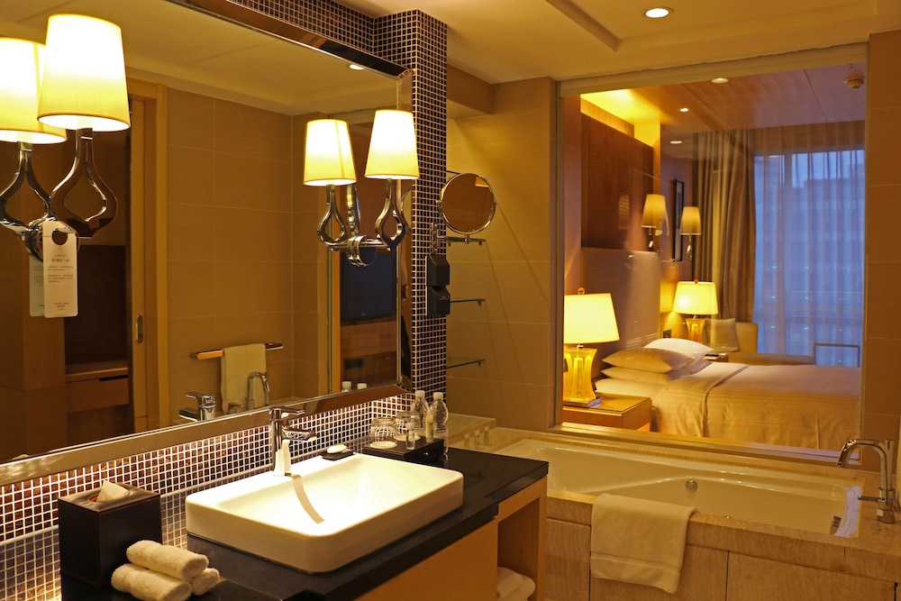 Courtyard By Marriott Shanghai Central 17/39
