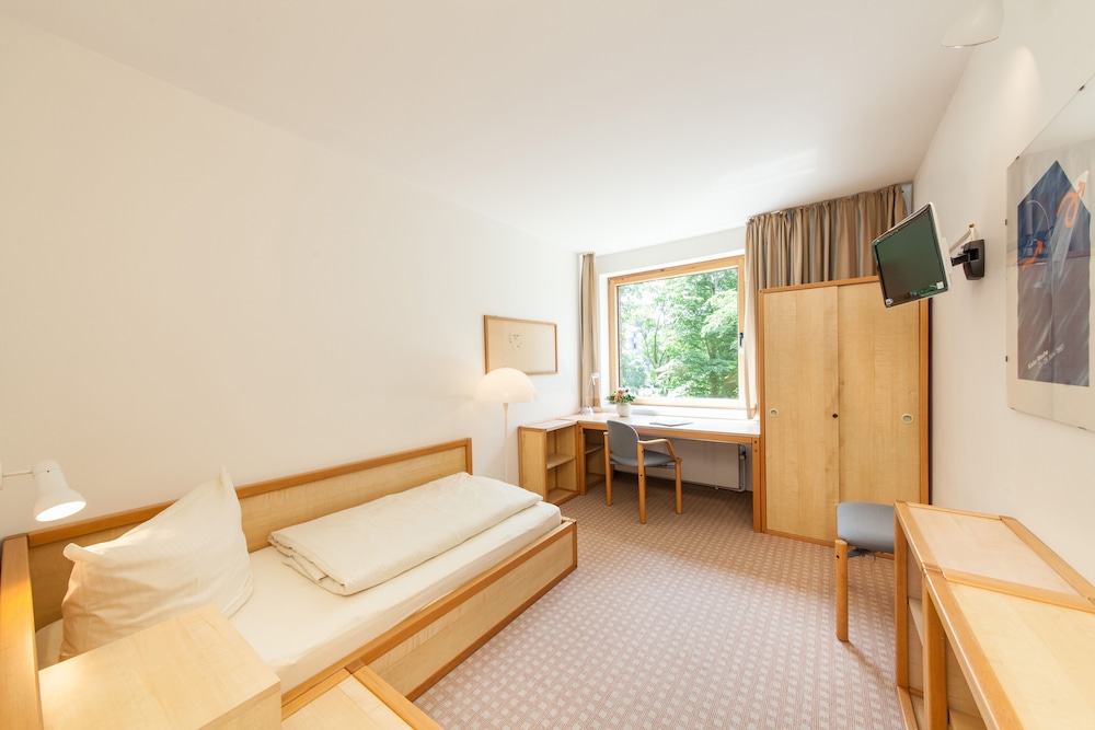 Akademiehotel Kiel 28/83