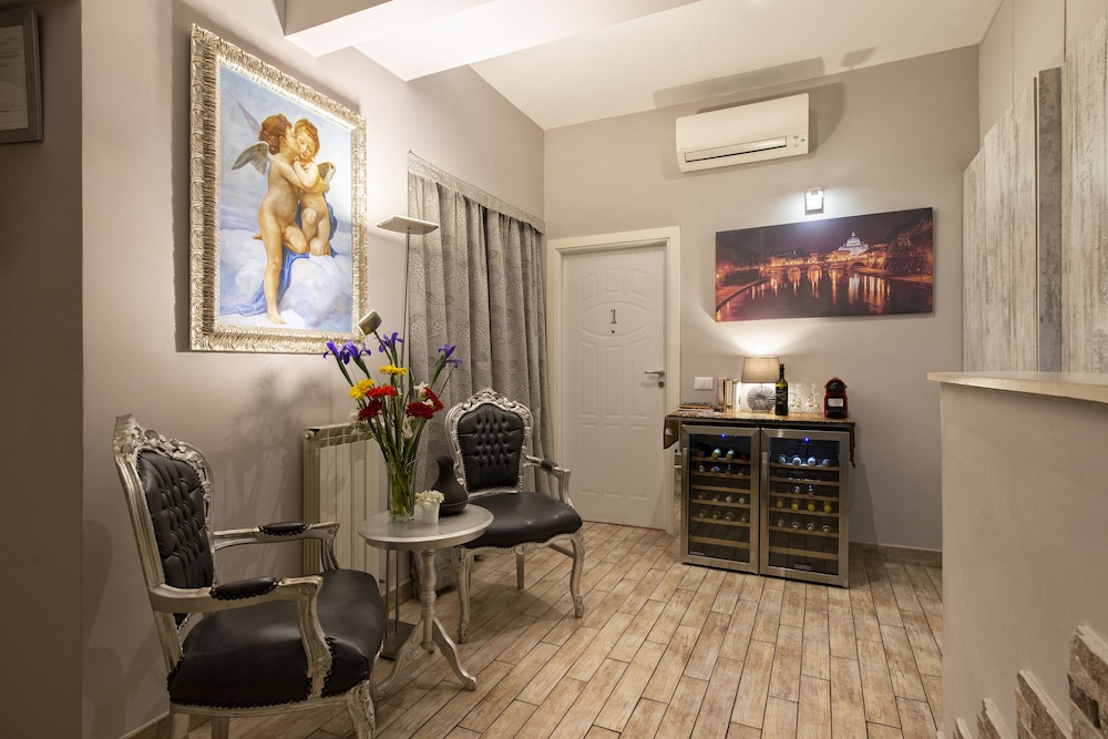 Five Rooms Rome 47/63