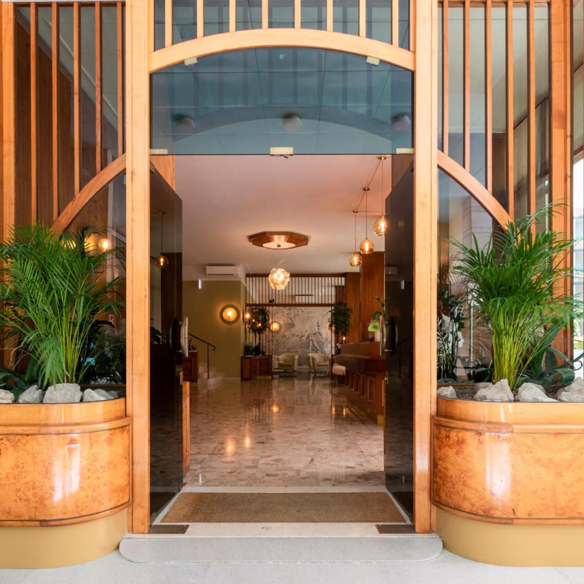 Continental B&B City Hotel 7/50